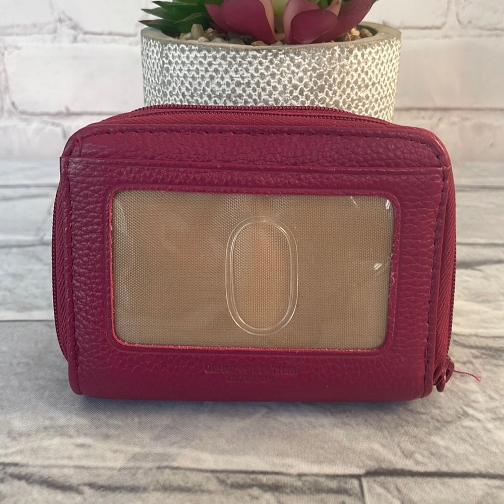 Buxton leather wallet